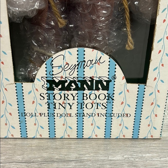 New in Box! Seymour Mann Story Book Doll with Scarecrow Outfit - Picture 2 of 4